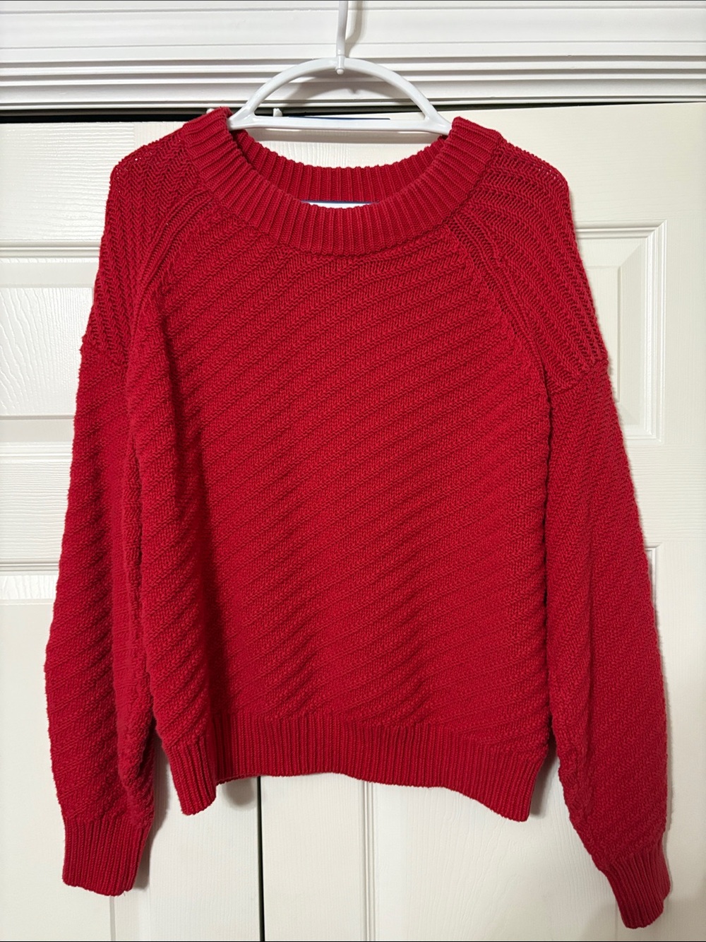 Universal Thread Red Textured Crewneck Sweater